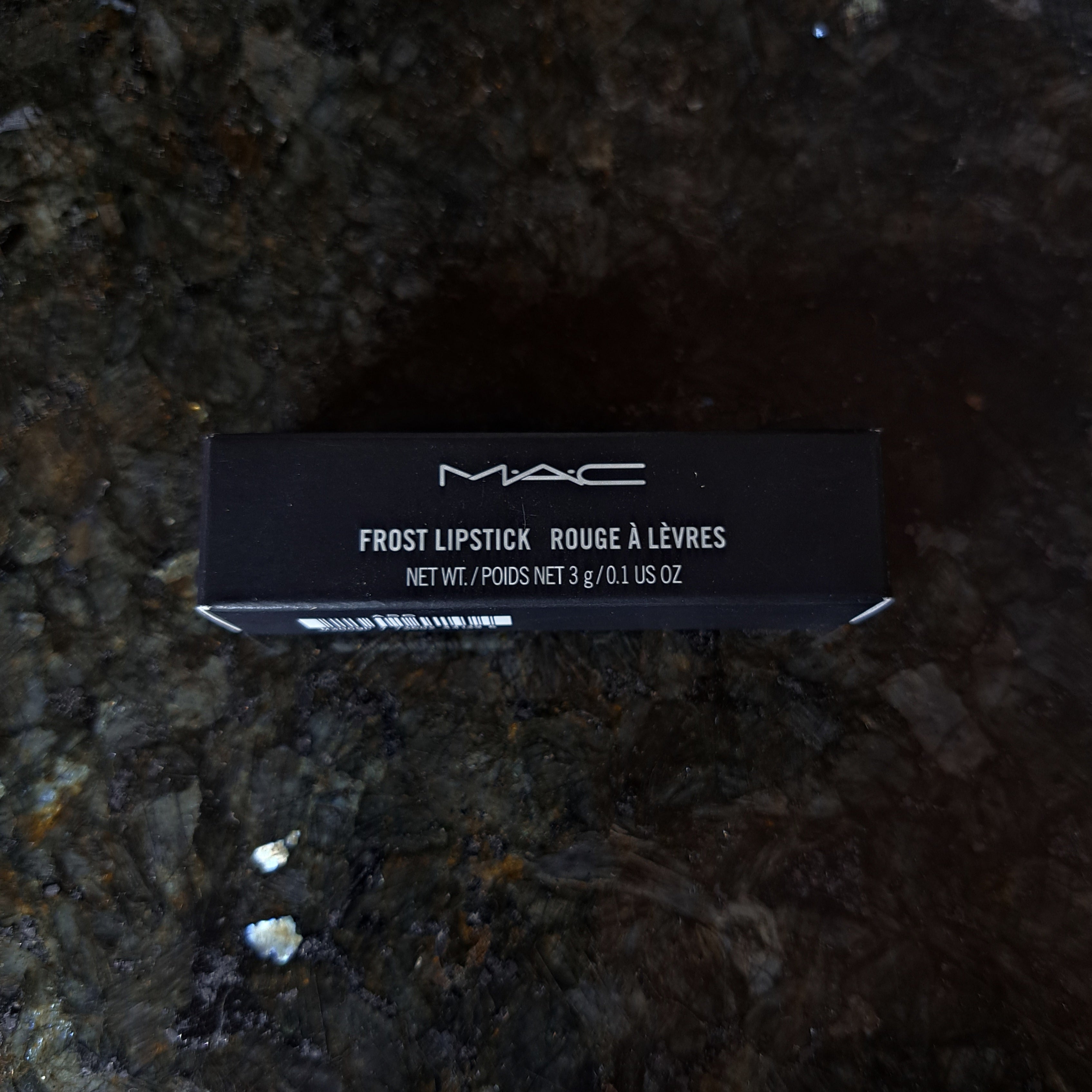 NO INTERRUPTIONS MAC lipstick New Discontinued