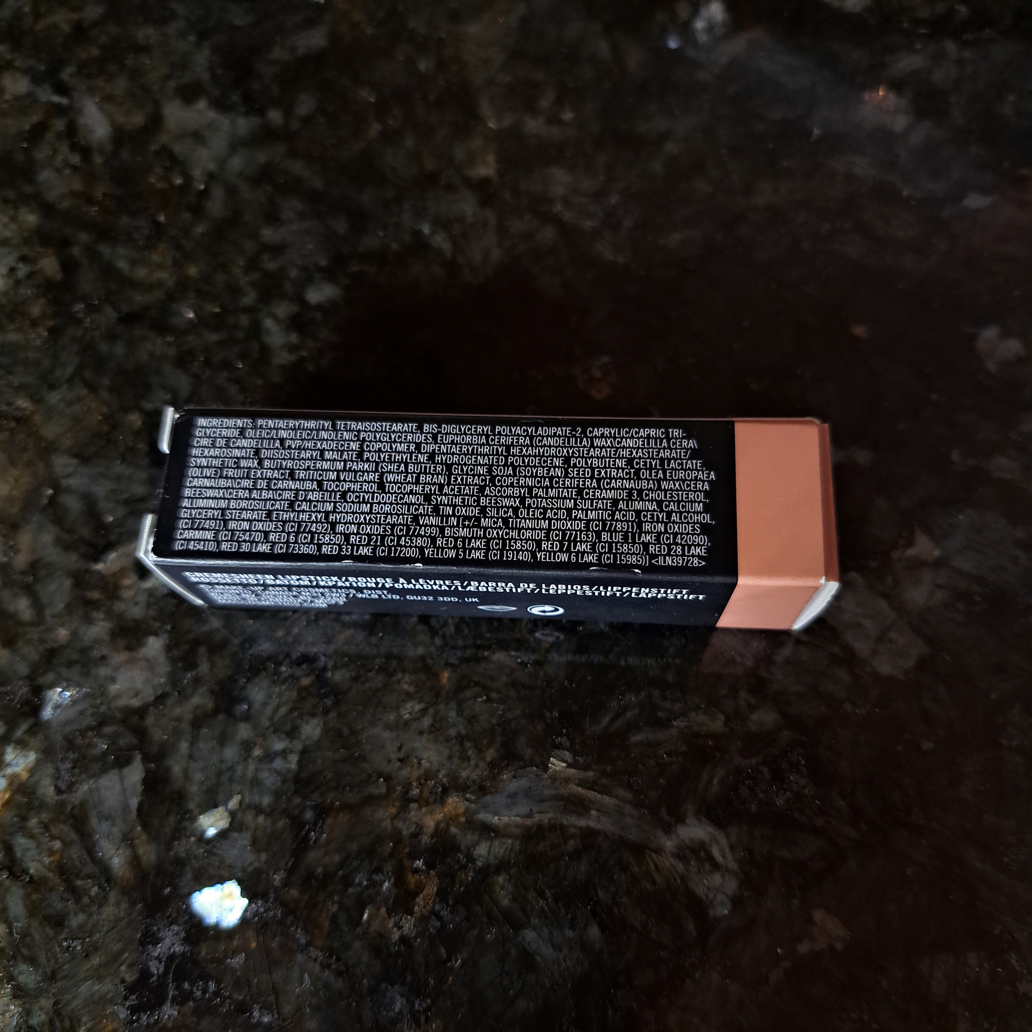 235 BOSOM FRIEND super rare MAC lipstick New Discontinued