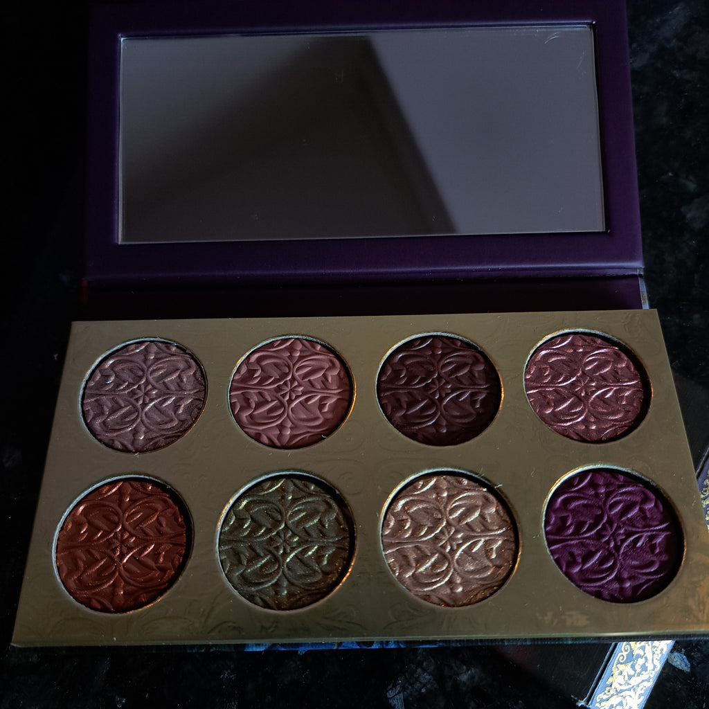 MAC Feast Your Eyes Tempting Fate Eyeshadow Palette Discontinued/Limited Edition