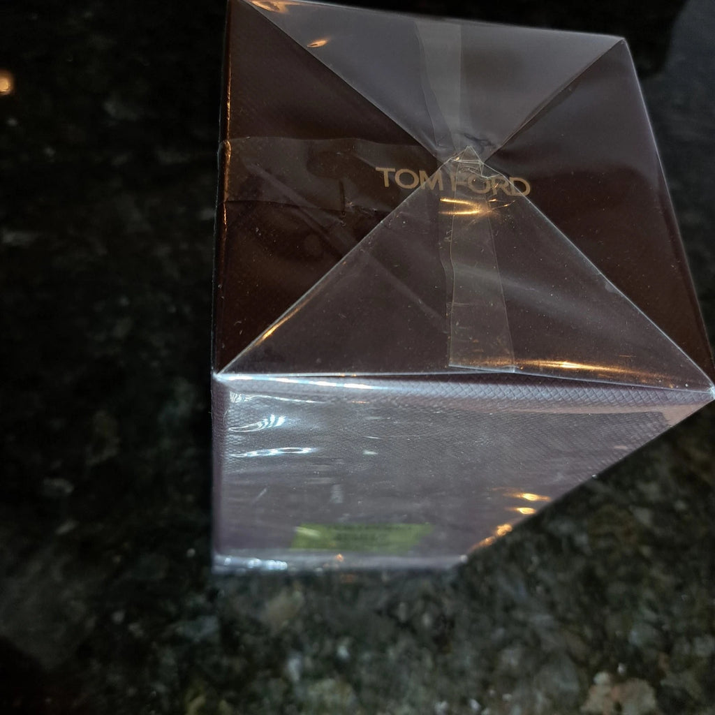 Tom Ford Private Blend WHITE SUEDE Eau de Parfum Decanter 250 ml 8.5 fl.oz Very Rare Sealed